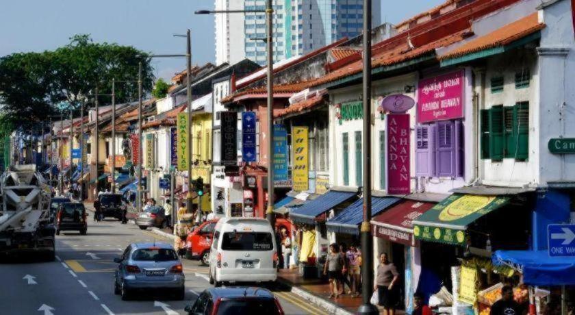 Reddoorz Premium @ Balestier Singapore
